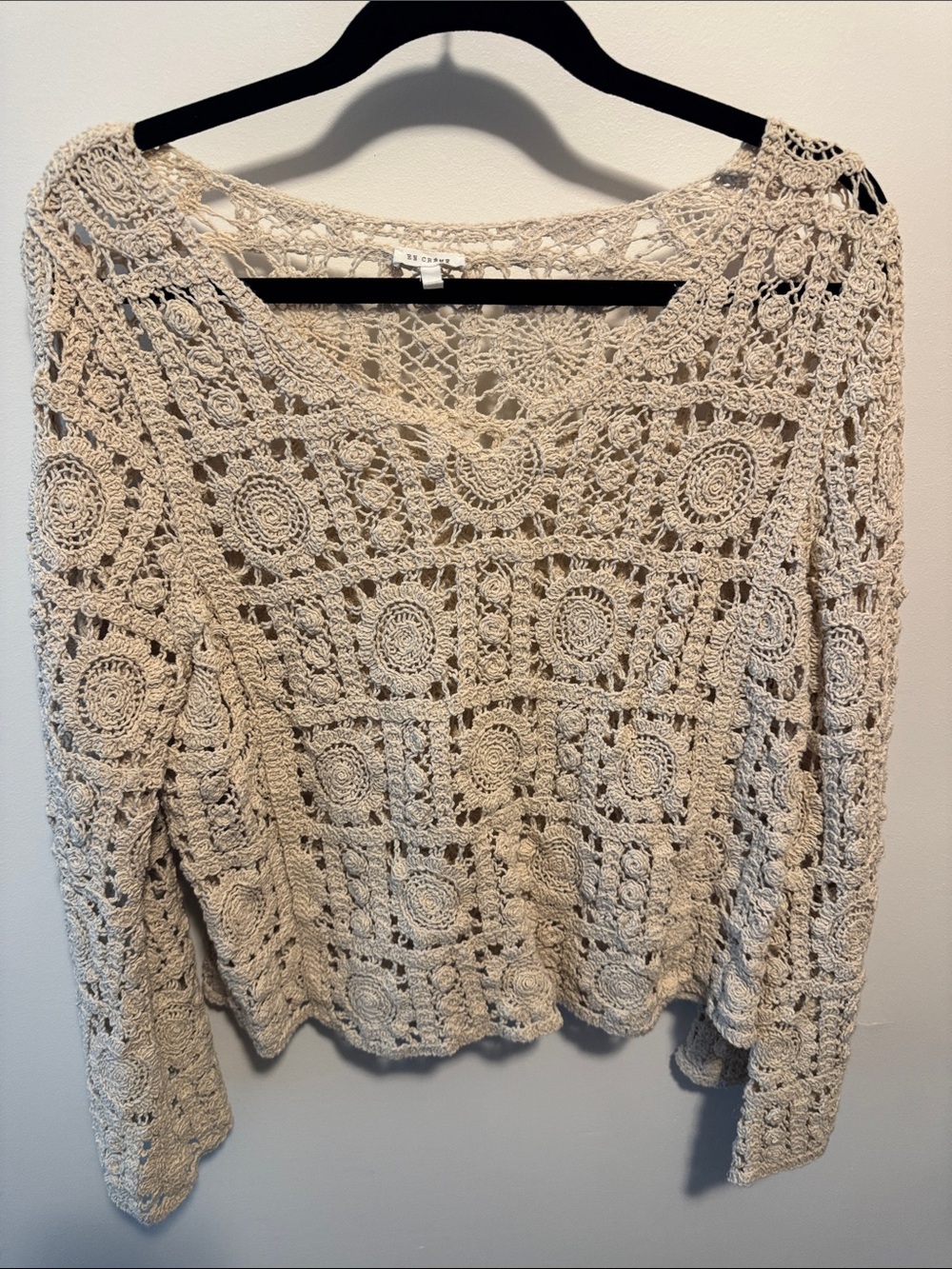 En Creme Crochet Openwork Long-Sleeve Top in Cream